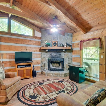Gatlinburg Cabin With Hot Tub About 6 Mi To Downtown! Eksteriør bilde