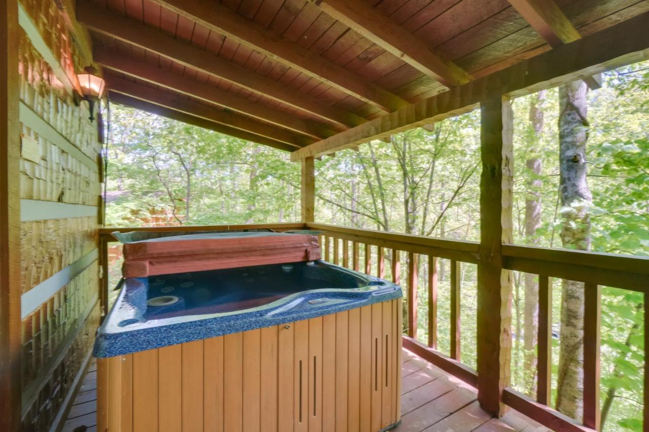 Gatlinburg Cabin With Hot Tub About 6 Mi To Downtown! Eksteriør bilde